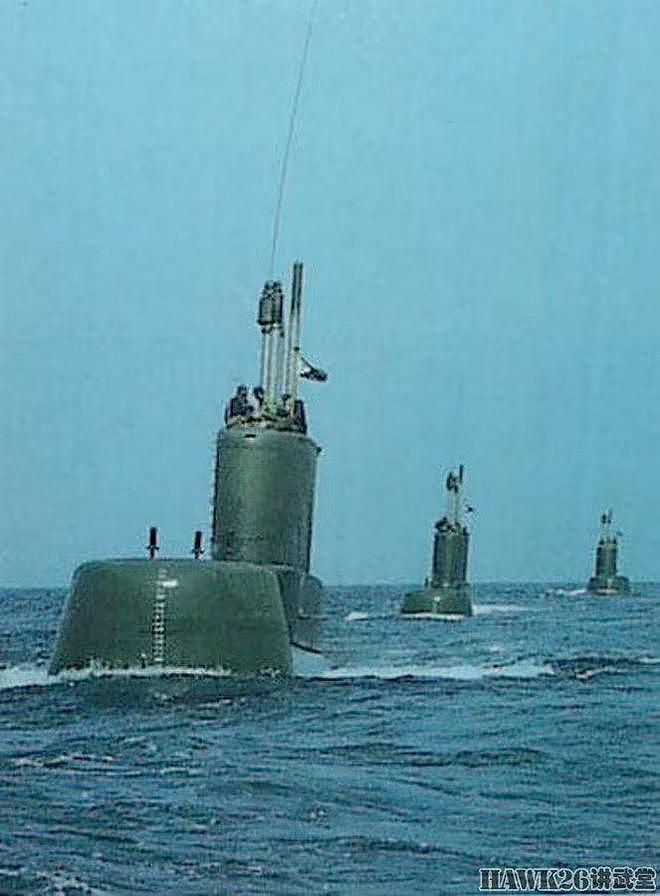 以色列“龙”号潜艇照片曝光 巨大围壳引起关注 疑似配备垂发系统 - 7