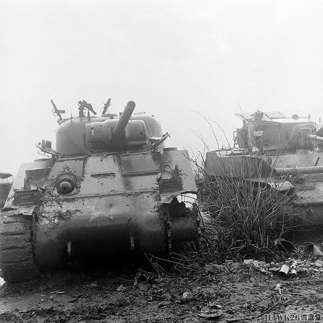 1944年堆积如山的美军装甲残骸 为防止影响士气 照片被长期管控 - 10