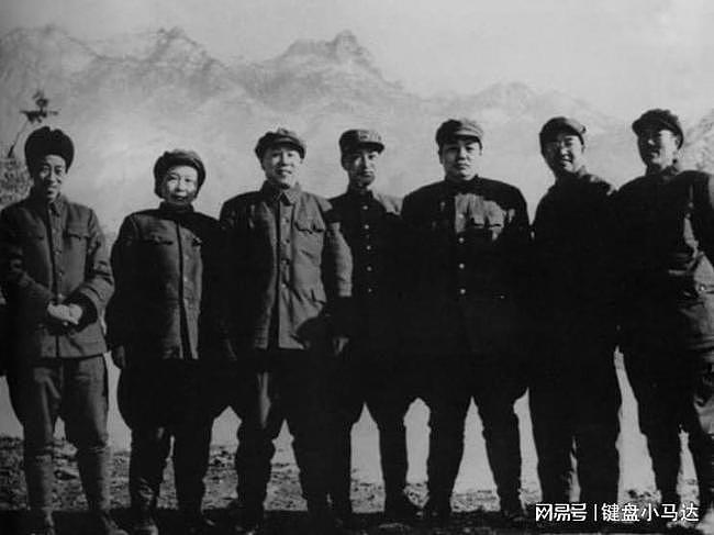 朝鲜战争美军不肯和谈，彭德怀正组织第六次战役，毛主席致电叫停 - 21