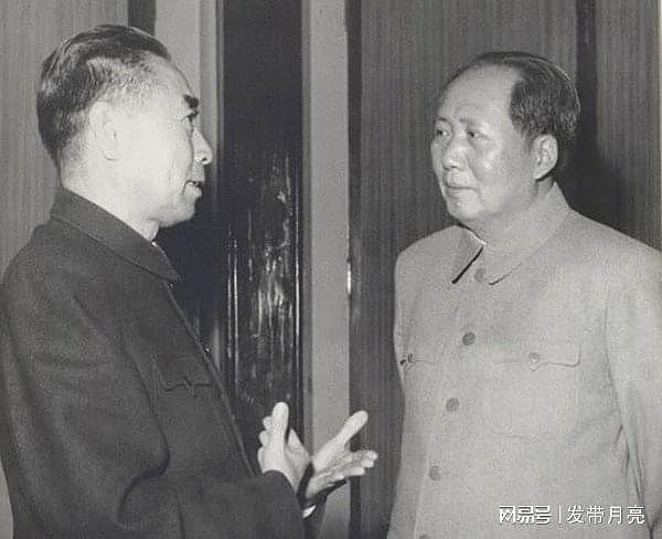 1961年，周总理参观南昌起义纪念馆：我并没有在这里住过 - 3