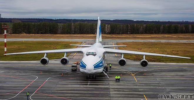 钻进安-124“鲁斯兰”巨型运输机 难得一见的上层甲板 还设有床铺 - 2