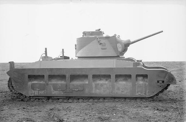 战争初期的英国巨无霸，隆美尔的永世之敌——玛蒂尔达Ⅱ步兵坦克 - 1