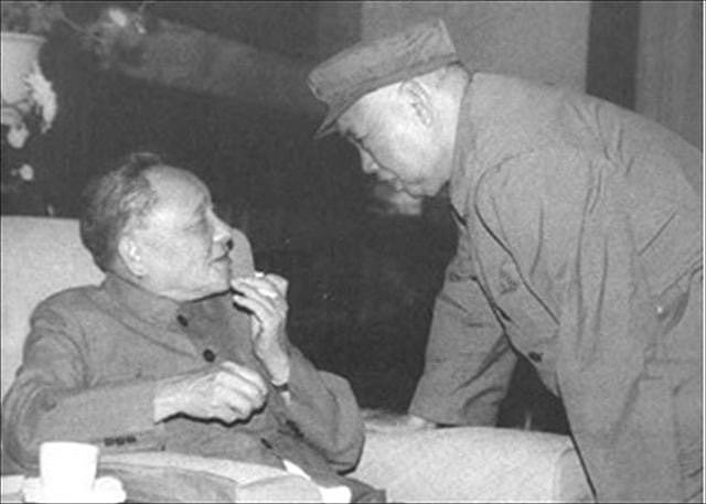 85年邓小平南巡路过南京，指名要见许世友：我给你带了茅台酒 - 1