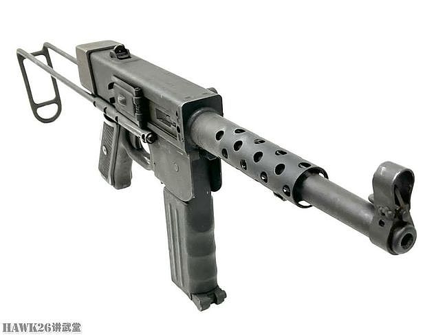 细看：法国MAT-49冲锋枪 弹匣仓可向前折叠 大量生产却成稀有型号 - 1