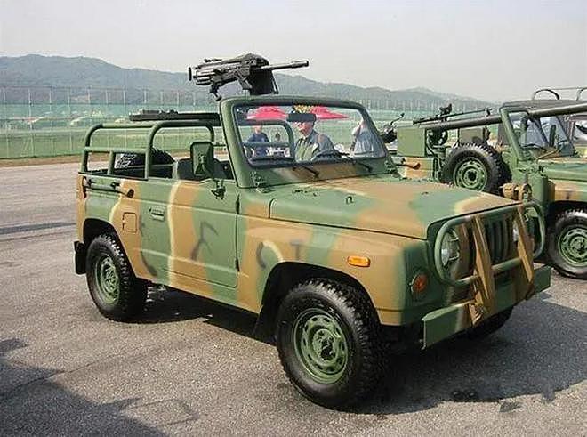 盘点14种军用SUV，其中的奔驰大G，最早就是为军事而设计的 - 10