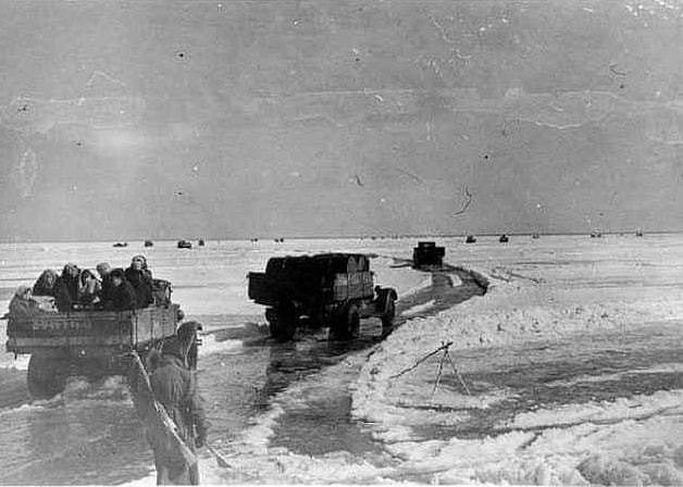 列宁格勒惨遭围困粮食短缺，为何德军久攻不下？拉多加湖成了关键 - 6