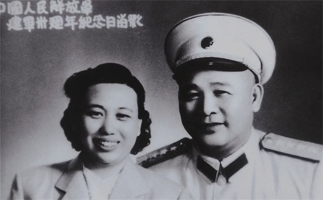 她18岁嫁徐海东，身高1米49却成丈夫保护神，照顾重病丈夫30年 - 6