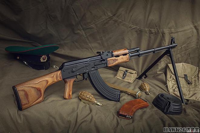 为什么RPK是最具争议的苏联机枪？由AKM发展而来 无法持续射击 - 7
