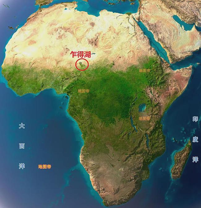 喀麦隆头上长600公里长的鹿角？将尼日利亚和乍得顶得不相连 - 3