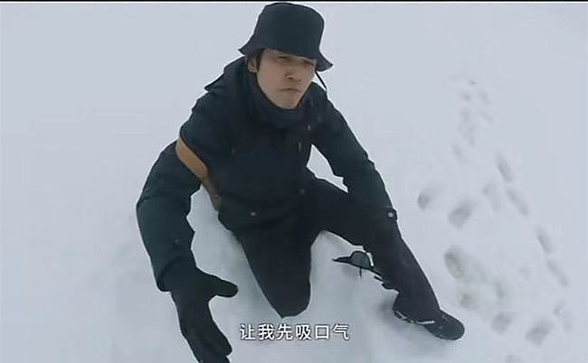 46岁钟汉良重走长征路！零下爬雪山环境艰险，走路手脚并用引泪目 - 6