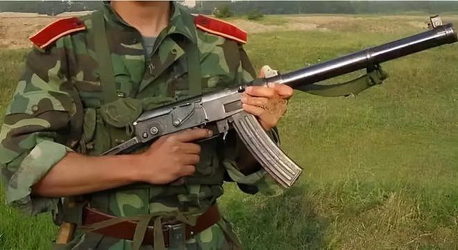 性能勉强够用的中国第一代微声冲锋枪：中越战争中发挥作用的64式 - 10