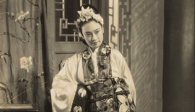 百年前的上海女明星：独立自主的女性什么样？网友：又美又飒 - 6