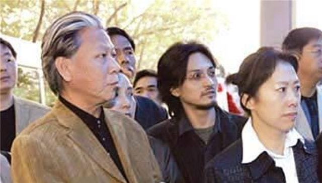 2006年王光美离世，葬礼上2个特殊人物现身，在场之人纷纷痛哭 - 9