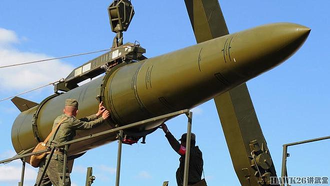 俄罗斯摧毁第一辆M270火箭炮 无人机全程跟踪 战术导弹定点清除 - 4