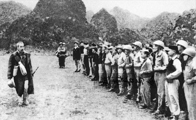 1946年，胡志明前往法国：宁为法国殖民地，也不愿被中国所占领 - 5