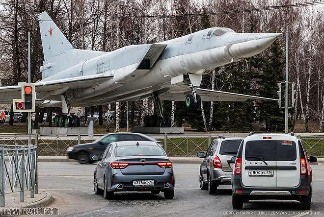 图说：公园里的图-22M3“逆火”俄罗斯唯一的战略轰炸机纪念碑 - 1