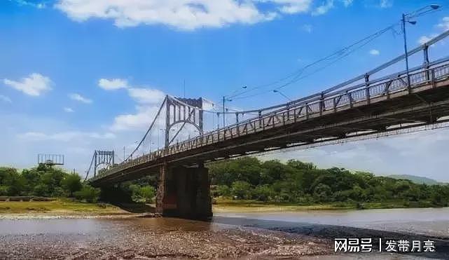 洪都拉斯的桥刚建好，河就“跑”了，“米奇”飓风到底有多恐怖？ - 2