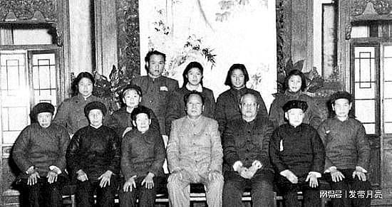 1961年，一农民上中南海告状被拦截，说出身份后惊动毛主席 - 8
