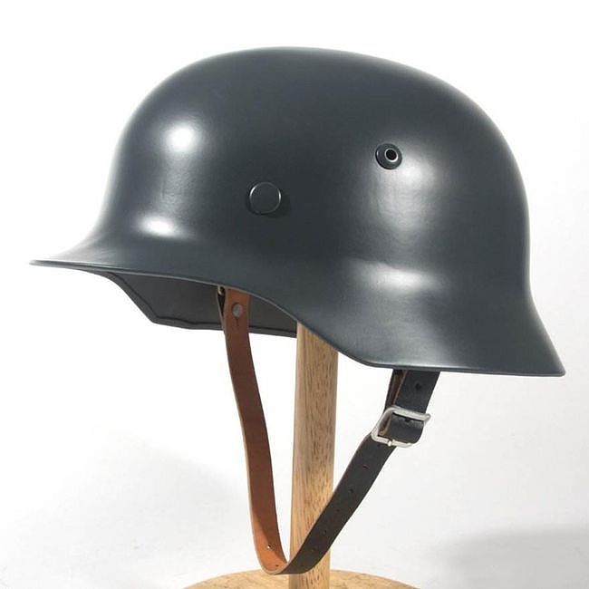 盘点二战14种著名钢盔，美军的M1和德军的M35最耐看 - 11