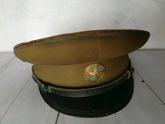 中国空军74年的军帽变迁史 - 4