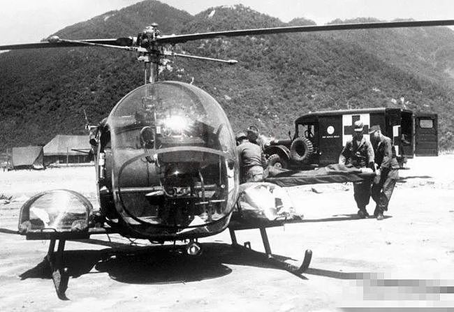 伊拉克老农用步枪击落阿帕奇是怎么回事？1975年9月30日AH-64试飞 - 3