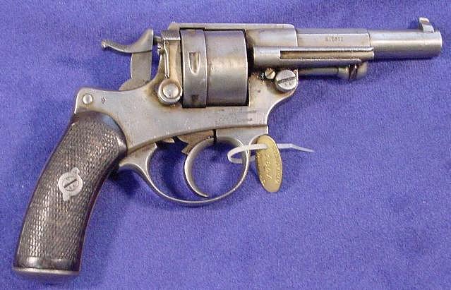 分军官和士官两个版本 它是法军的第一种双动式转轮手枪 - 6