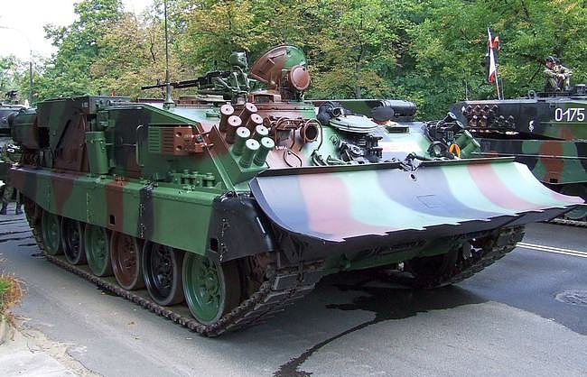 抛弃自家PT91坦克！购买250辆M1，波兰这笔军购有何考量？ - 3