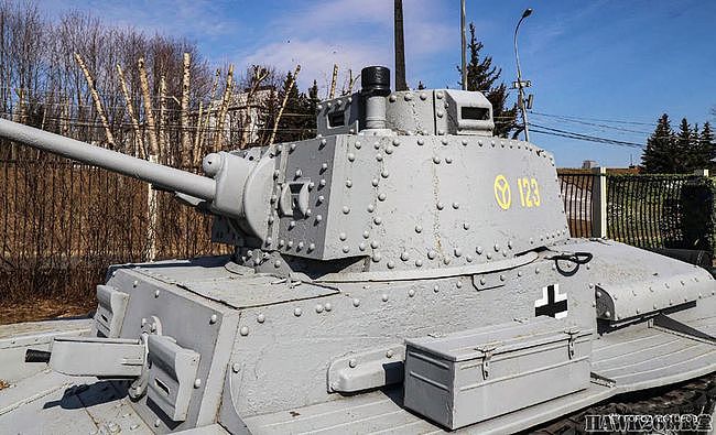 捷克斯洛伐克LT-38轻型坦克 成为德军制式装备 永远留在了俄罗斯 - 3