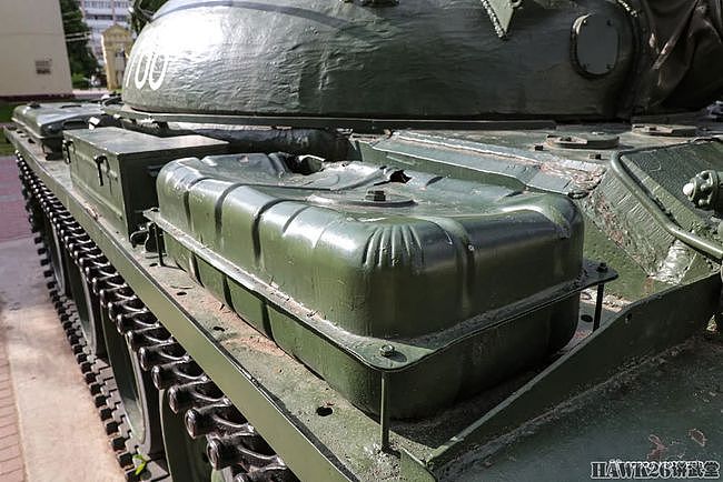 下诺夫哥罗德路边花园中的T-62 保存状态良好 成为孩子们的大玩具 - 14