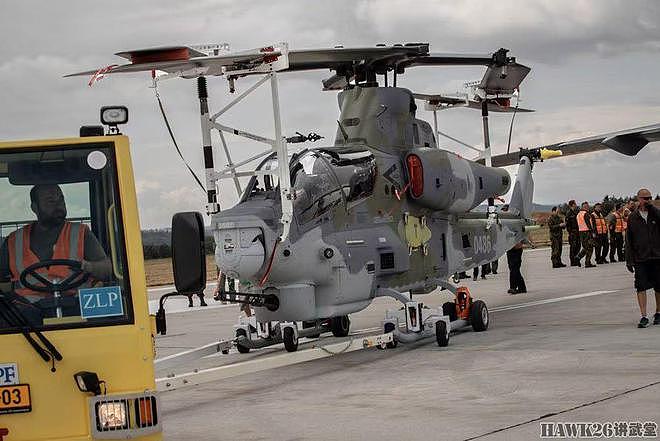 捷克接收首批AH-1Z“蝰蛇”武装直升机 美制武器打开东欧的大门 - 11