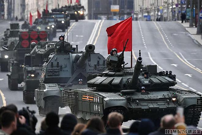 莫斯科“胜利日”阅兵式第一次夜间彩排 所有重型装备全部亮相 - 17