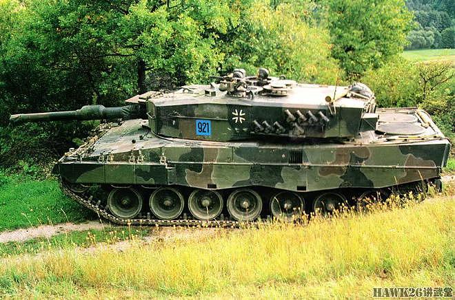 斯洛伐克与德国达成协议 将获得14辆豹2A4 作为援助乌克兰的补偿 - 2