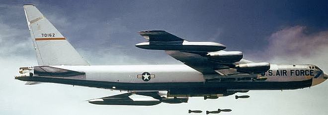 “强行续命”！美国空军为B-52换装F130发动机，要飞行100年？ - 2