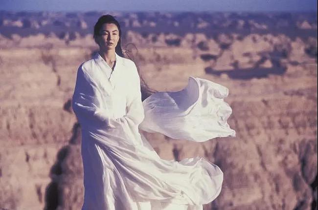 《第一炉香》成为她的绝唱…和田惠美的戏服曾那么惊艳 - 70