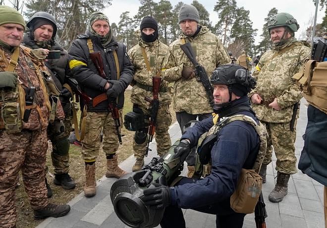 美国军事史学家：乌克兰的抵抗程度决定了战争的持续时间 - 2