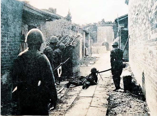 1940年，日军到街上找花姑娘被打，随后日军发动了大屠杀 - 5