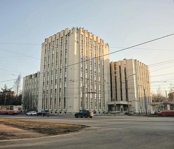 高层住宅在苏联时期已经证明是一个巨大的骗局，不适合兴建居住！ - 1