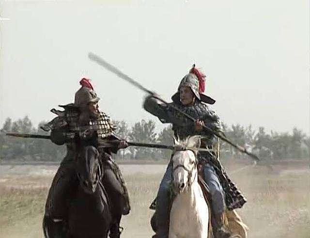 古代骑兵如何在战马上使用长枪，真像电影里那样骑枪对冲吗？ - 9