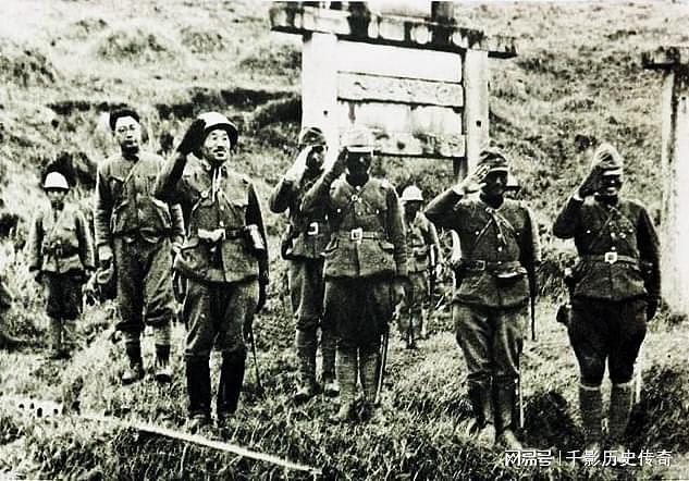 1937年，日军20万大军进攻南京，有一处高地被称为“活地狱” - 11