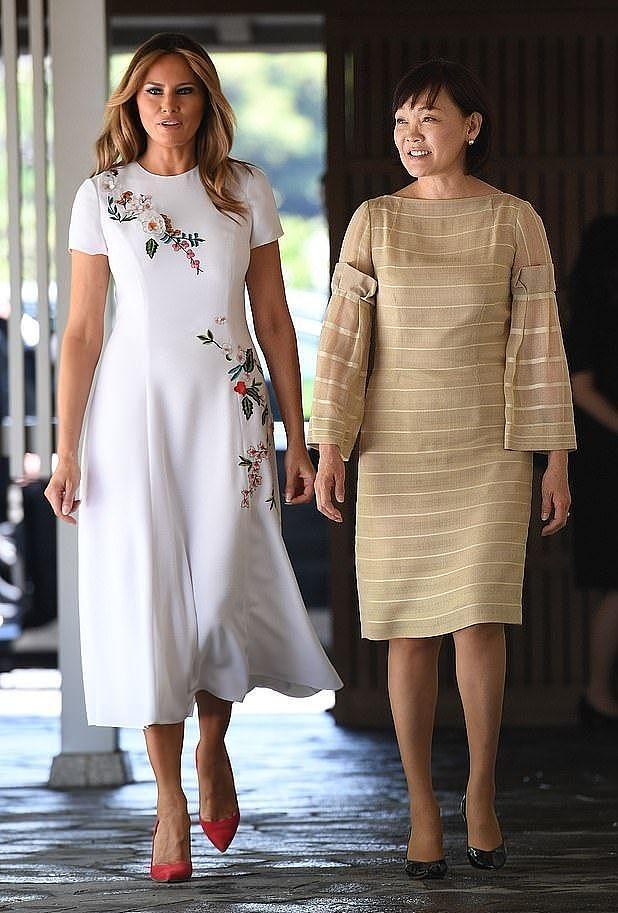 日本首相夫妇欢迎拜登！夫人穿和服亮相，亲自给拜登泡茶太贤惠了 - 8