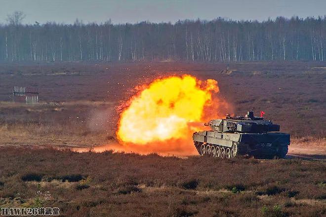 《明镜周刊》报道：德国政府或向乌克兰提供19辆豹2A5主战坦克 - 1