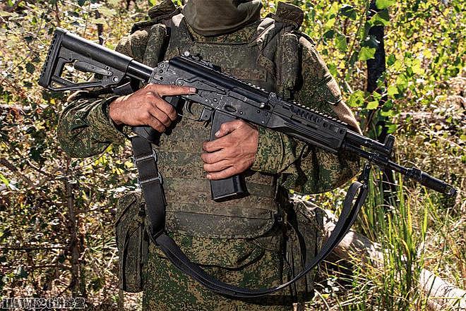 解读：卡拉什尼科夫公司摄影展 俄军前线士兵如何改装自己的武器 - 10