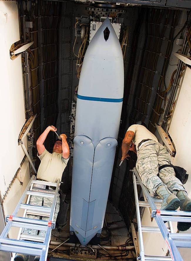 美国研发新型空射巡航导弹，具备隐身的同时，射程高达1900公里 - 4