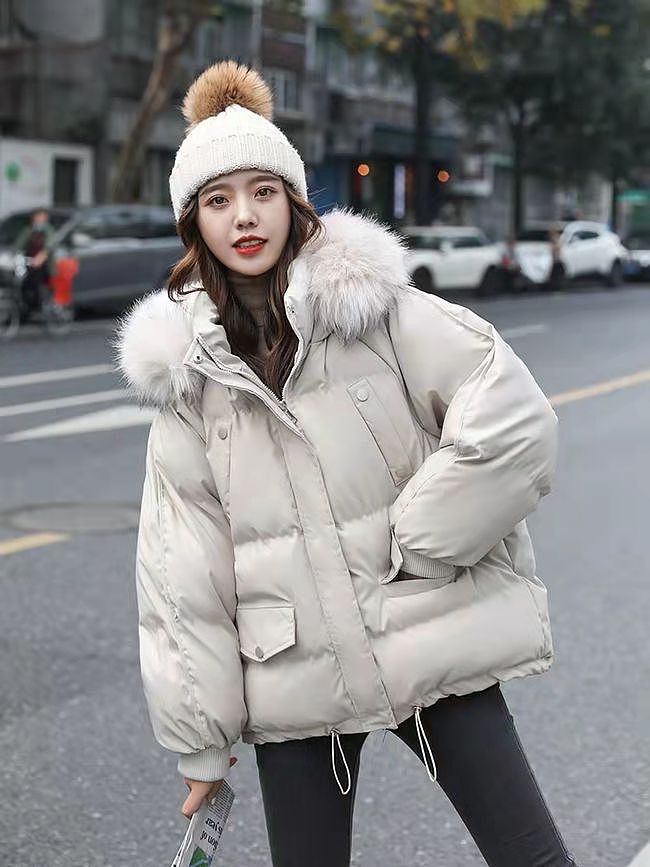 冬季的第一件外套准备好了吗？马卡龙色的棉服穿搭，温暖又减龄 - 2