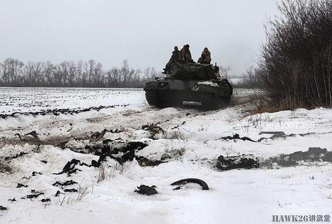 乌克兰第44机械化旅雪地训练 豹1A5坦克重新披挂上阵 将成为主力 - 4