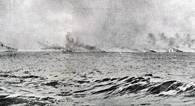 日德兰海战，德舰“皮糙肉厚”才损失小吗？成败在一个不起眼的点 - 1