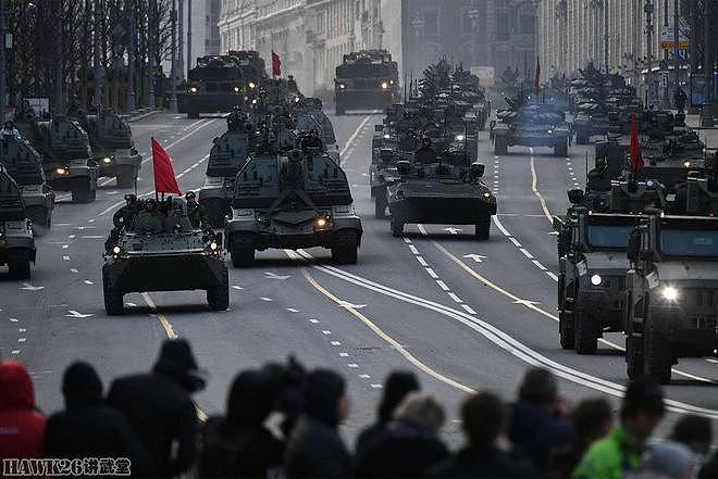莫斯科“胜利日”阅兵式第一次夜间彩排 所有重型装备全部亮相 - 1