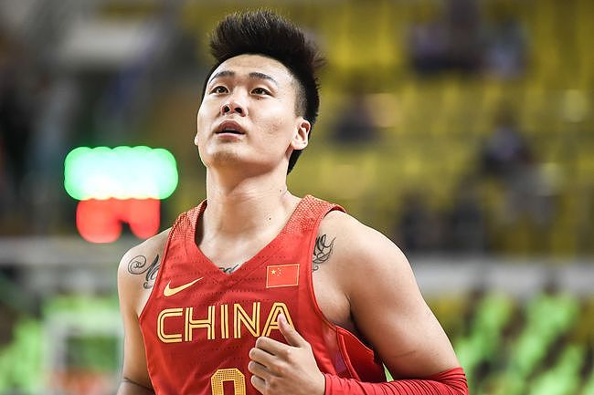 短短48小时，FIBA国际篮联4次力挺赵睿，MVP也发给他，取代郭艾伦 - 2
