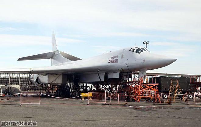 喀山飞机制造厂新照曝光 图-160战略轰炸机正在升级 或继续生产 - 5