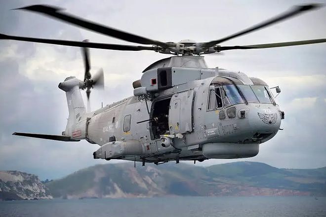 盘点世界十大性能最优秀的军用运输直升机 - 27